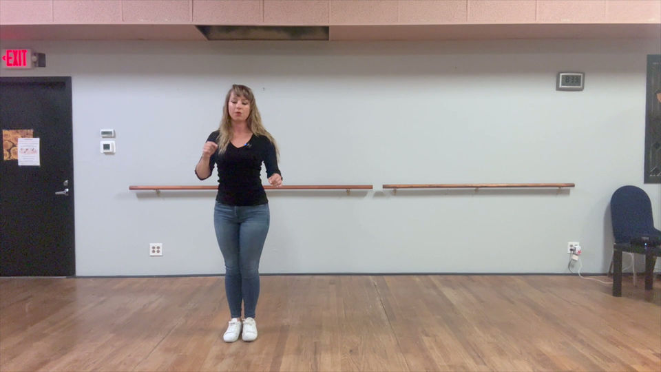 Letting movement travel through the body with Mia Primavera